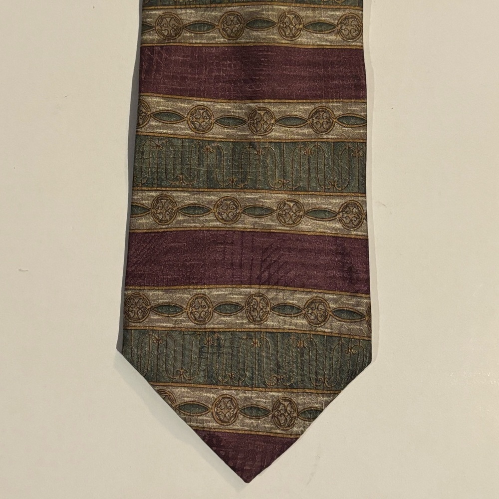 Barrington silk tie